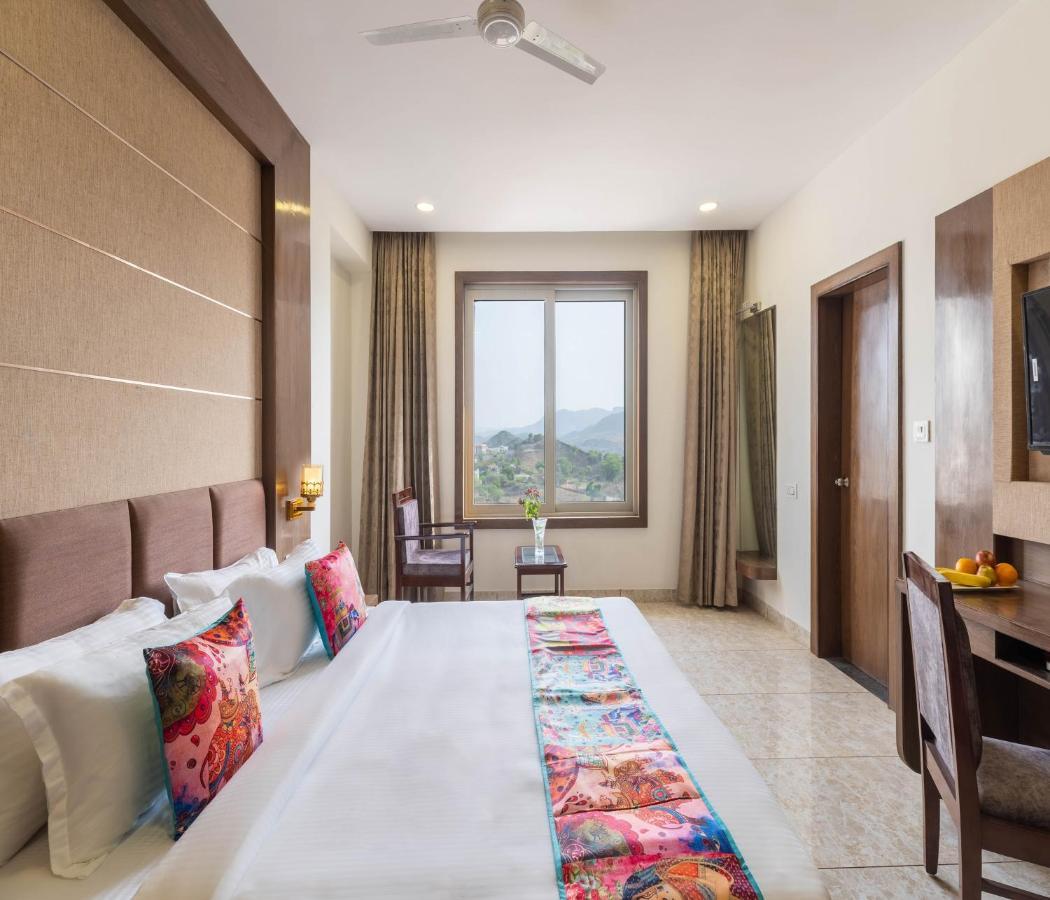 Hotel Pandora Grand, Udaipur- Nestled In Nature Wrapped In Luxury Exterior photo